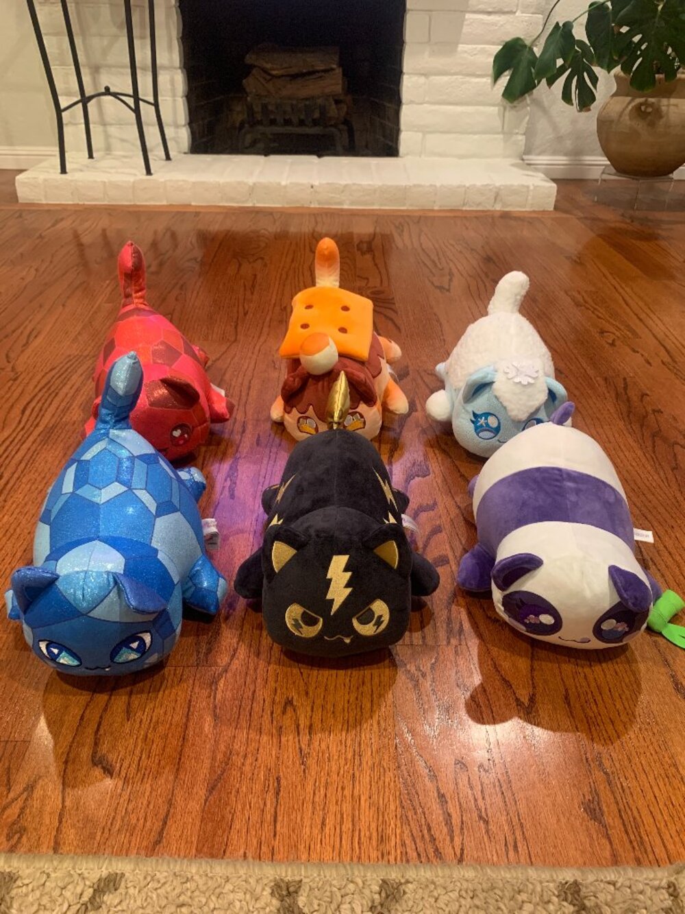 Aphmau MeeMeows 11" Cat Plush Mixed Stuffed Animal Lot (6)